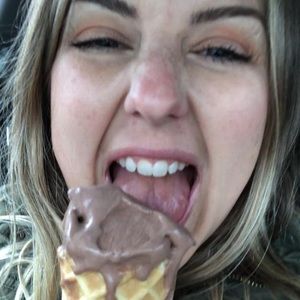 Meet your Posher, Koral